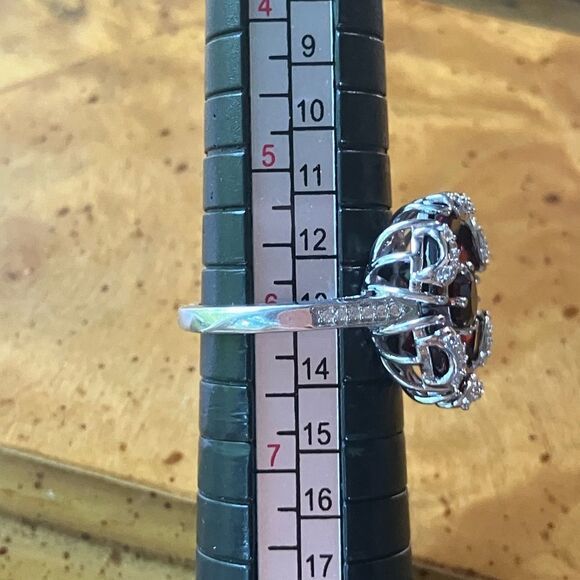Artistic Natural Red Garnet Sterling Silver Cocktail Ring Size 6 - Picture 8 of 9